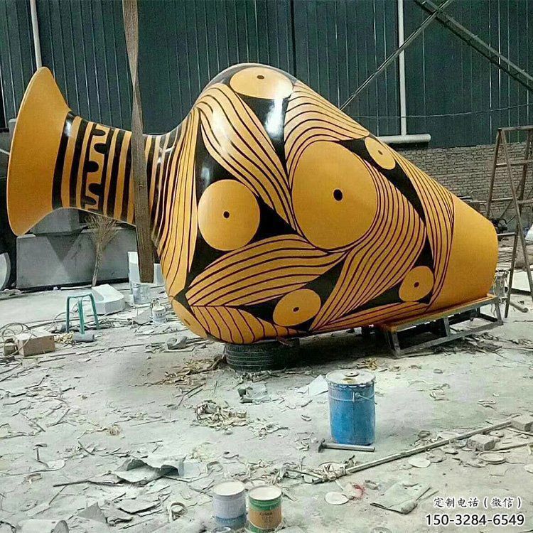 街头花瓶雕塑 大型别墅区雕塑 钢管瓶子雕塑 街头花瓶雕塑 大型别墅区雕塑 钢管瓶子雕塑