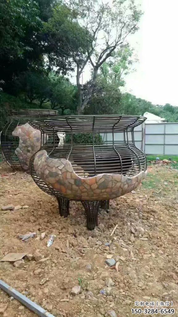 住宅小区花瓶雕塑 哑光雕塑 公园瓶子雕塑 住宅小区花瓶雕塑 哑光雕塑 公园瓶子雕塑
