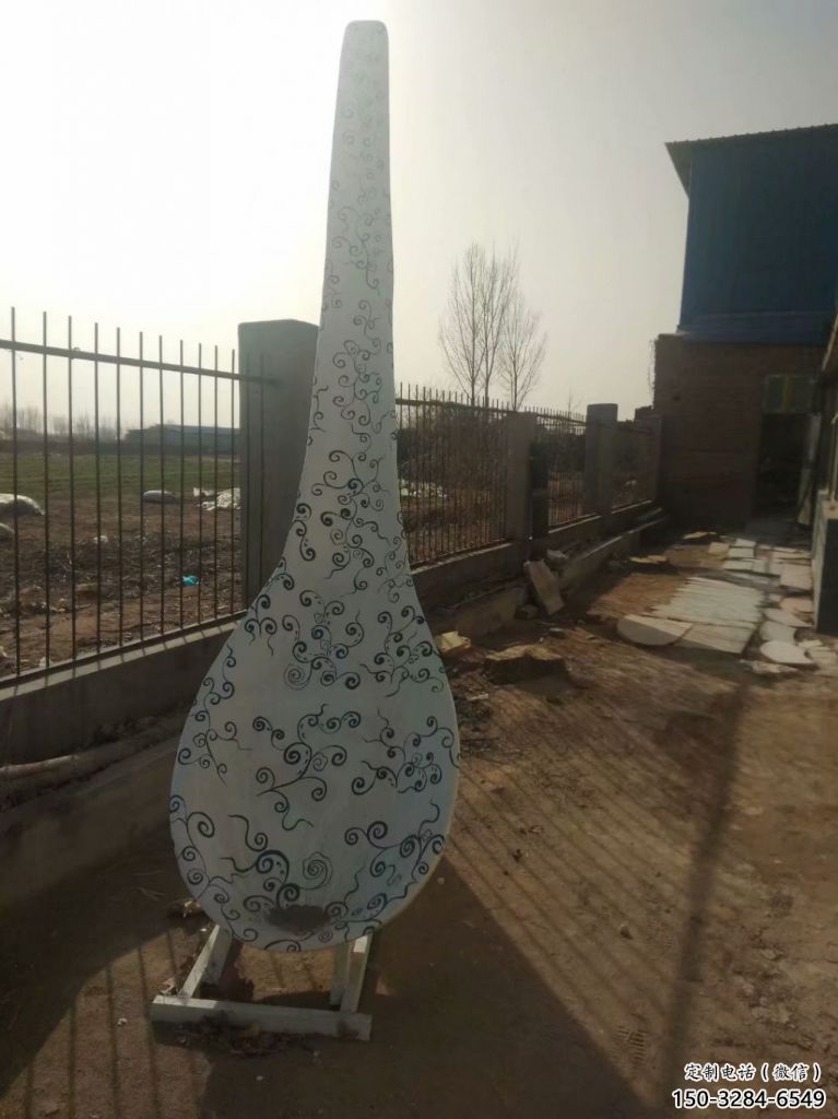 街道汤匙雕塑 现代勺子雕塑 彩绘雕塑 街道汤匙雕塑 现代勺子雕塑 彩绘雕塑