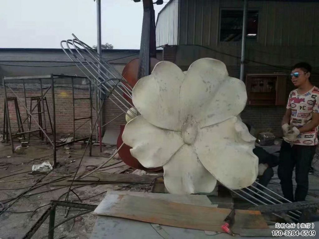几何指环雕塑 发光公园戒指环雕塑 大门口标识雕塑 几何指环雕塑 发光公园戒指环雕塑 大门口标识雕塑