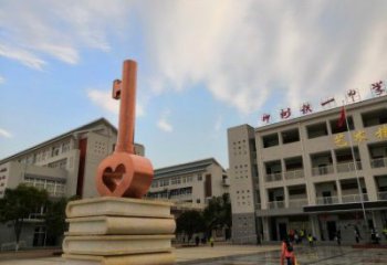锻造钥匙雕塑 景观金钥匙雕塑 户外雕塑