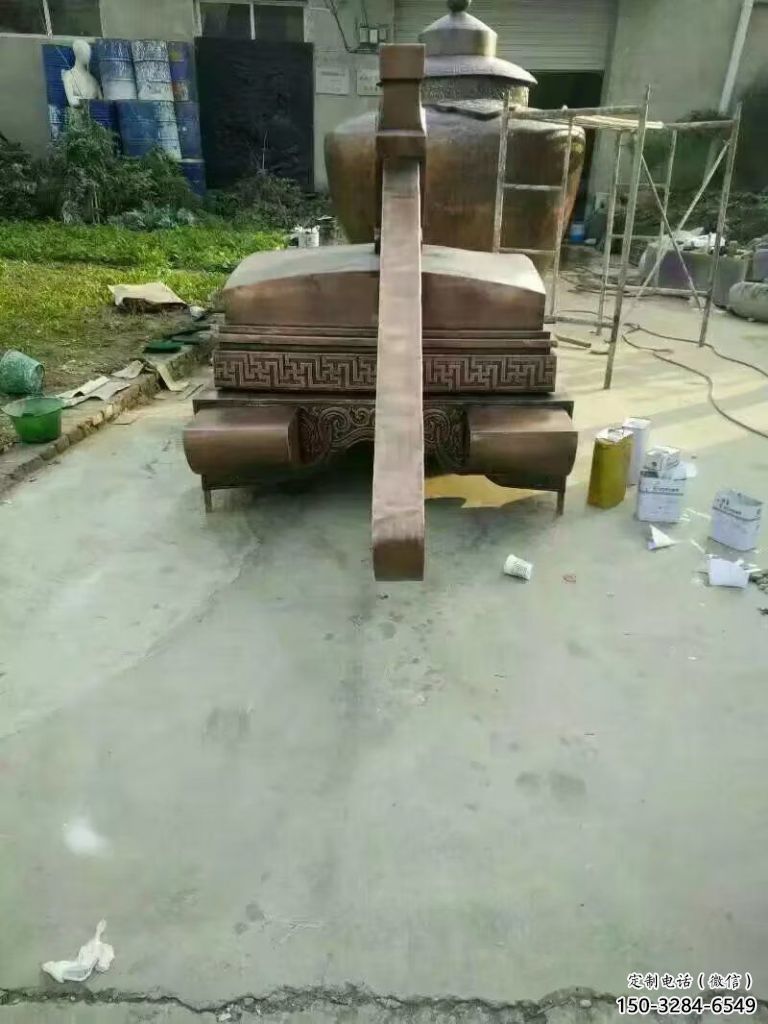 大型锤子雕塑 欧式步行街法治雕塑 彩绘法锤雕塑 大型锤子雕塑 欧式步行街法治雕塑 彩绘法锤雕塑