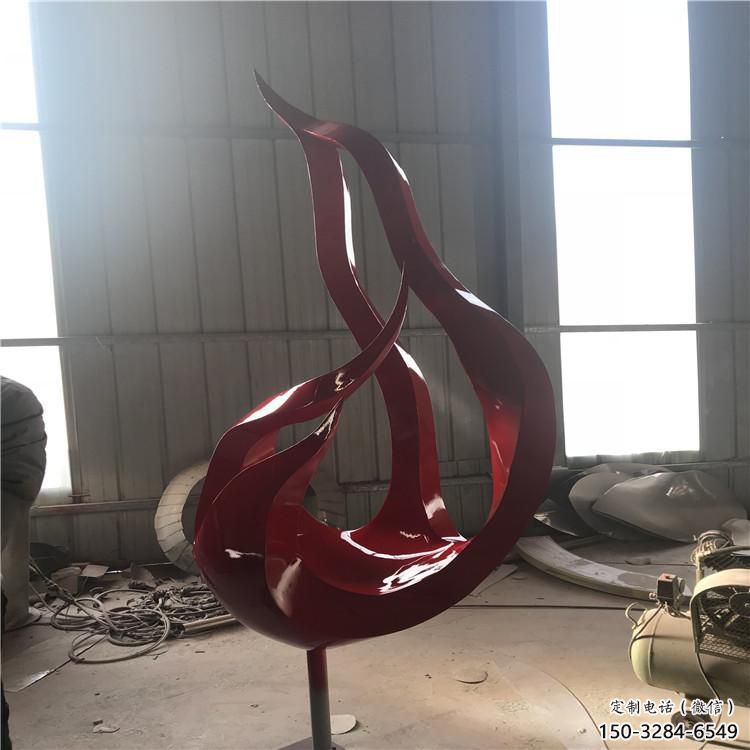 户外火把雕塑 喷漆星火相传主题 灯光篝火雕塑 户外火把雕塑 喷漆星火相传主题 灯光篝火雕塑