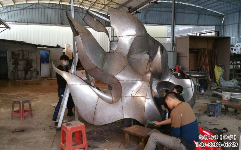 中式火把雕塑厂家 哑光星火相传主题 游乐场篝火雕塑 中式火把雕塑厂家 哑光星火相传主题 游乐场篝火雕塑