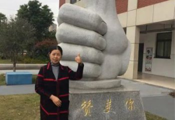 现代拇指雕塑 大型别墅区大拇指雕塑 彩绘点赞雕塑