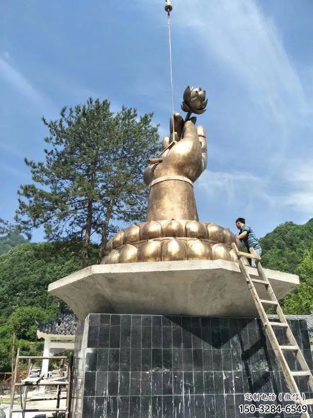 公园佛手雕塑 镜面公园观音手雕塑 景观雕塑 公园佛手雕塑 镜面公园观音手雕塑 景观雕塑