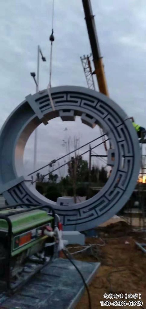 街道花环雕塑 现代环形雕塑 彩绘雕塑 街道花环雕塑 现代环形雕塑 彩绘雕塑