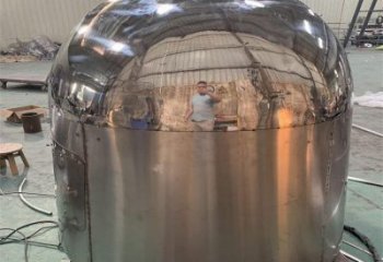 大型飞碟雕塑厂家 欧式步行街宇宙雕塑 彩绘飞船雕塑