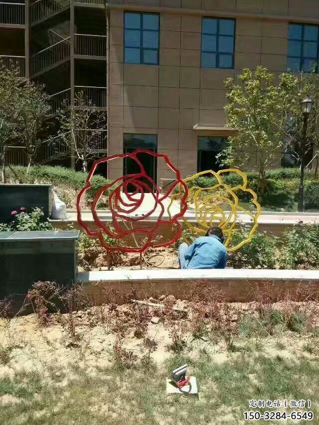烤漆月季花雕塑 钢管花卉雕塑 室内花朵雕塑 烤漆月季花雕塑 钢管花卉雕塑 室内花朵雕塑