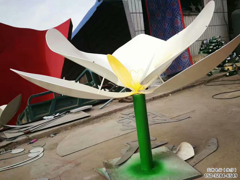 拉丝兰花雕塑 镂空创意雕塑 别墅区雕塑 拉丝兰花雕塑 镂空创意雕塑 别墅区雕塑