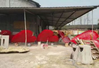 烤漆喇叭花雕塑 钢管花卉雕塑 室内雕塑