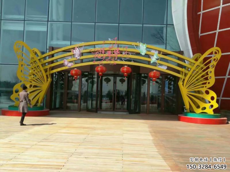 蝴蝶拱门雕塑，镂空烤漆效果，不锈钢小区标识雕塑