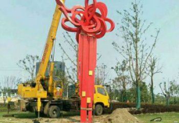 中国结雕塑
