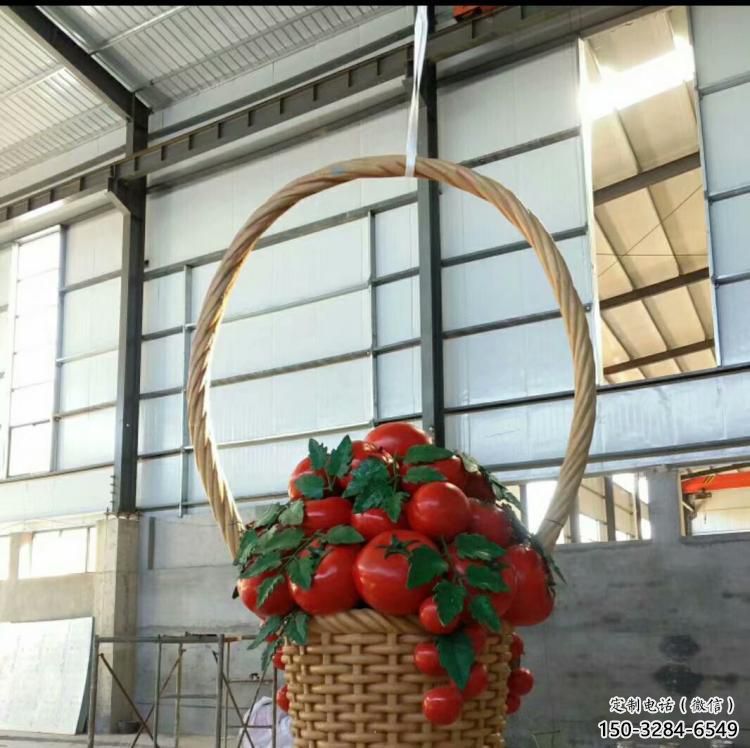 果篮雕塑定价，街头雕塑，烤漆草莓果篮雕塑定价