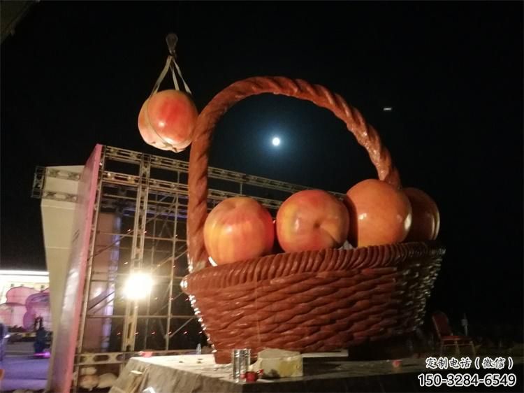 果篮系列优选，陆地摆件，广场桃子果篮雕塑供给