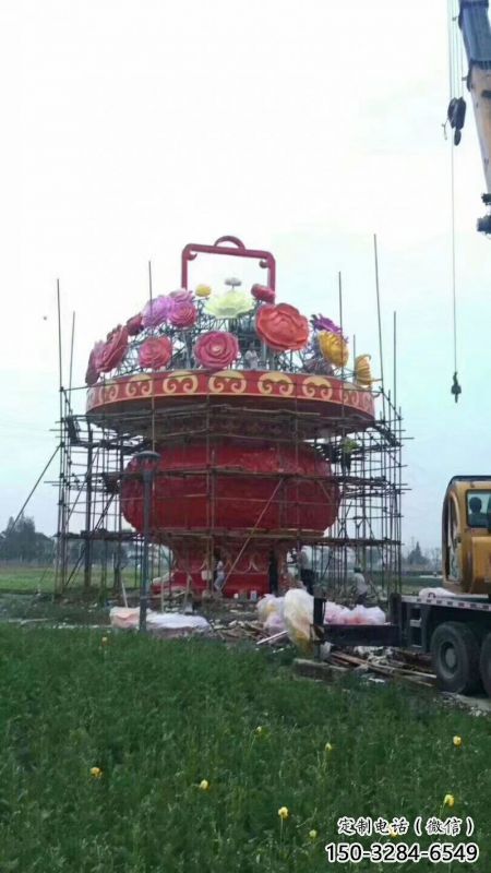 彩绘景观花篮雕塑生产，景区案例，彩绘不锈钢花篮雕塑优选