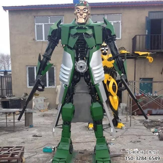 商业街机器人雕塑