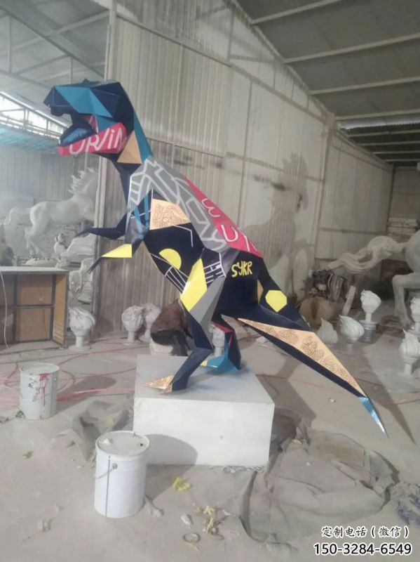 社区恐龙雕塑常用，景观概念，烤漆恐龙雕塑展品