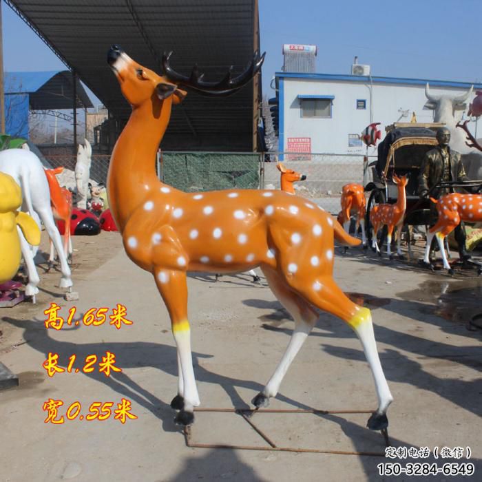 户外小鹿雕塑制作，彩绘动物雕塑，玻璃钢景观雕塑