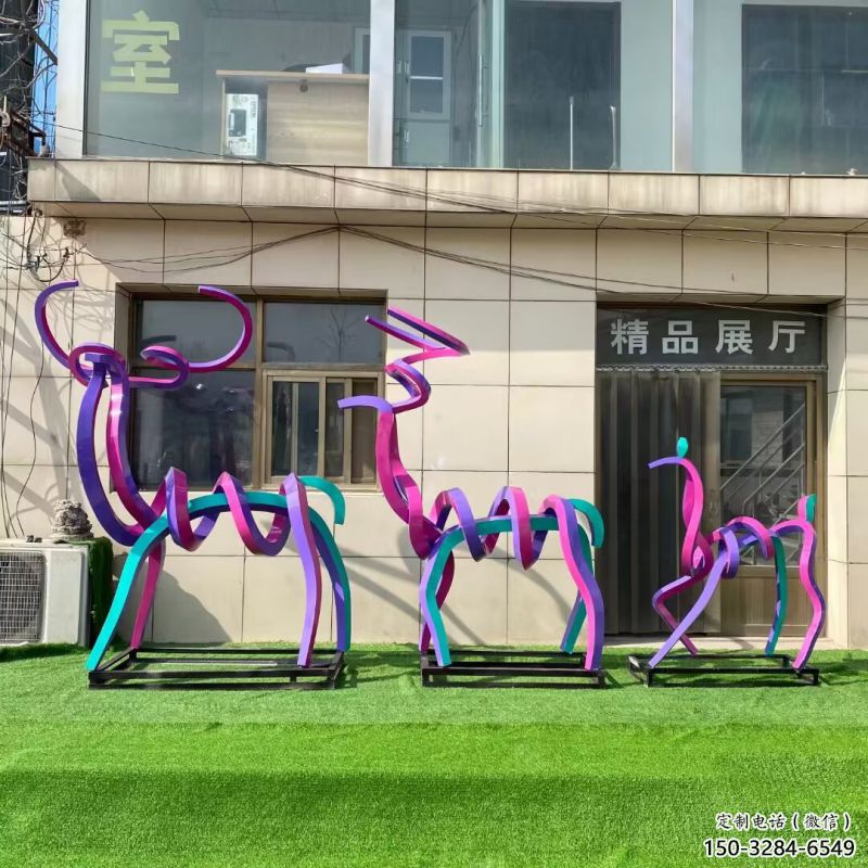 风景区小鹿雕塑