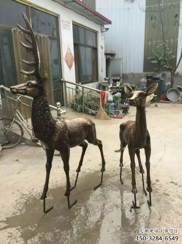 铜鹿雕塑，铸铜动物雕塑