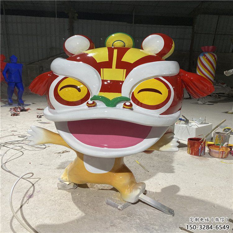 儿童乐园狮子雕塑，动漫景观雕塑，卡通玻璃钢景观雕塑