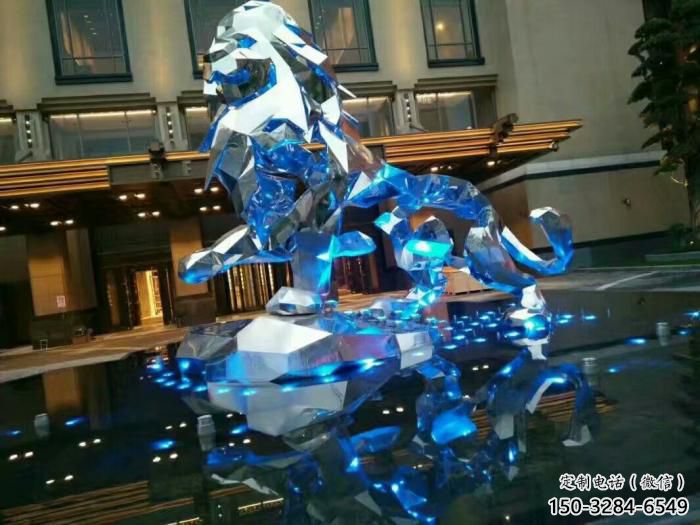 切面狮子雕塑通用，街景小品，不锈钢狮子雕塑制造