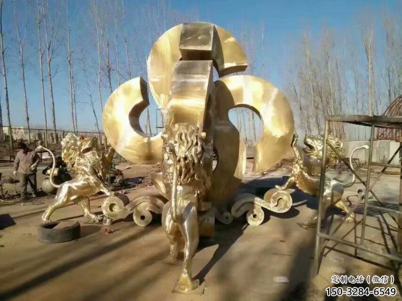 景观狮子雕塑订做，街景小品，户外走狮雕塑制作