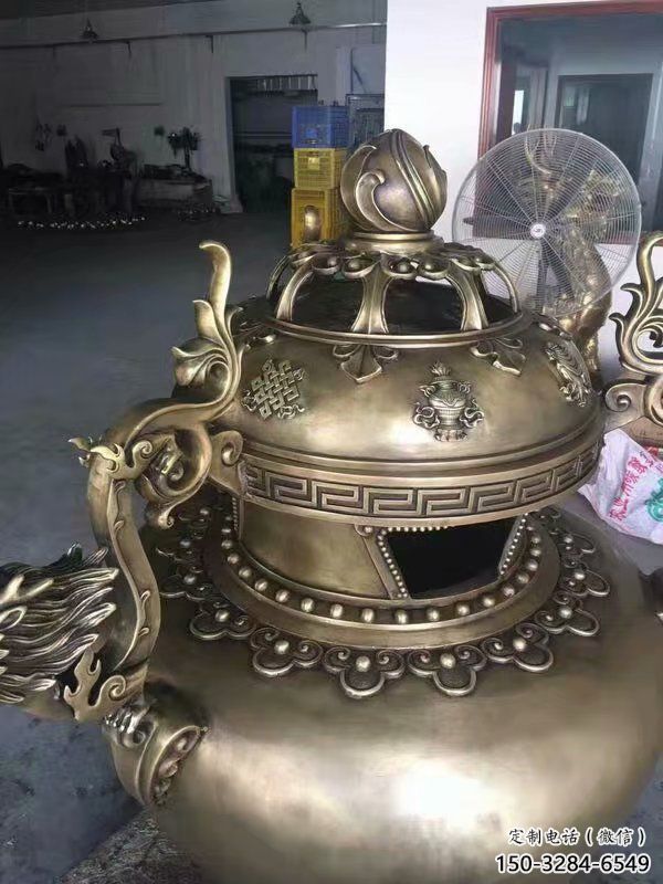 黄铜博山炉雕塑