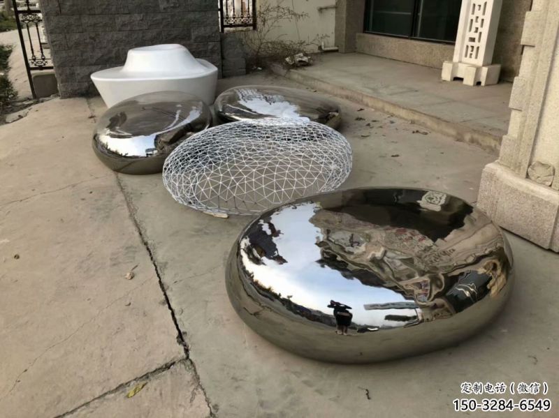校园坐凳雕塑，拉丝景观雕塑，抽象主题