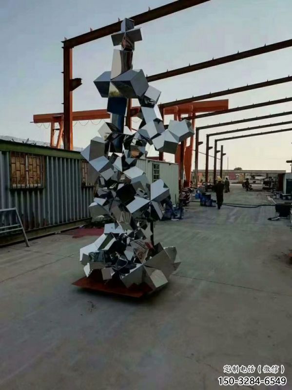 中式鹅卵石雕塑