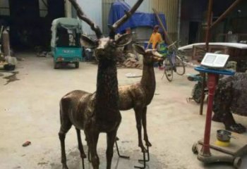 铜鹿雕塑，铸铜动物雕塑