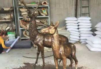 铜鹿雕塑，铸铜动物雕塑