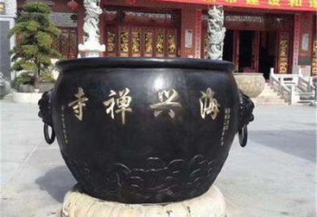 寺院铁缸雕塑