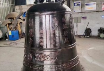 龙耳铸铜八卦纹铜钟雕塑