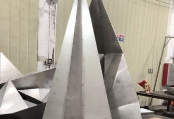 纸船雕塑服务商，欧式风格，各类折纸船雕塑供需