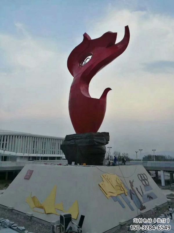 火炬雕塑供应，花园小品，现代不锈钢火炬雕塑展品