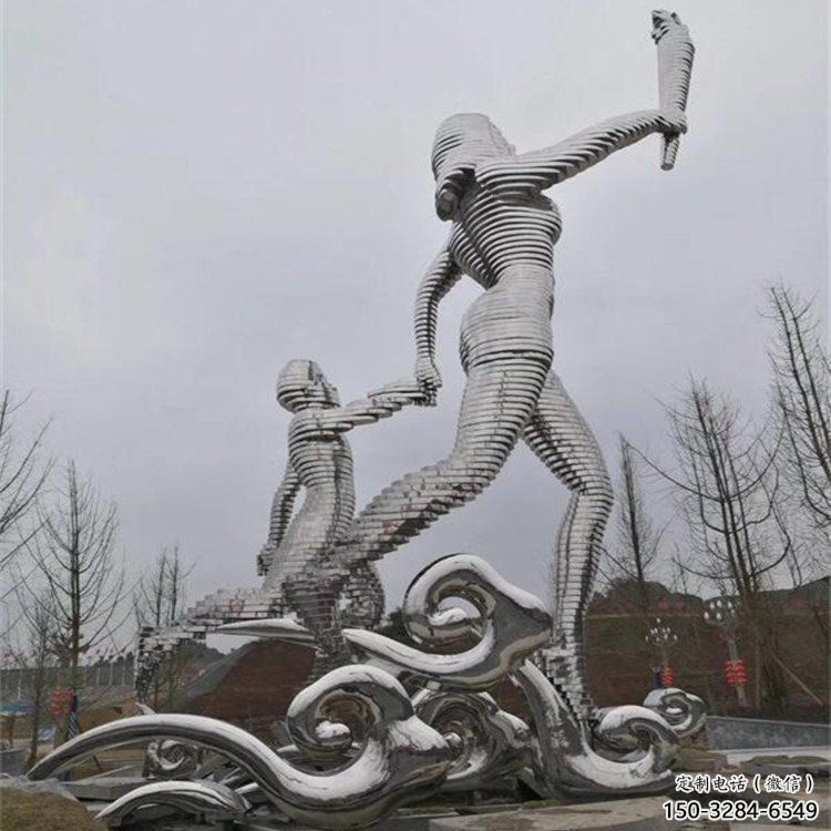 火炬人雕塑，镜面工艺-不锈钢螺旋造型雕塑