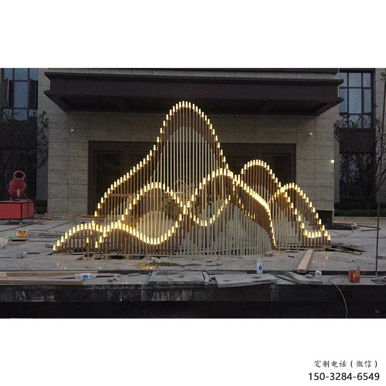 摆件假山雕塑，室外雕塑，小假山雕塑供应商