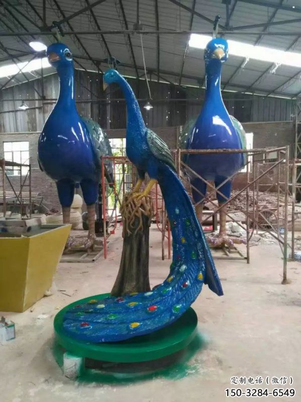 彩绘孔雀雕塑生产商，街头艺术，艺术仿真孔雀雕塑精选?