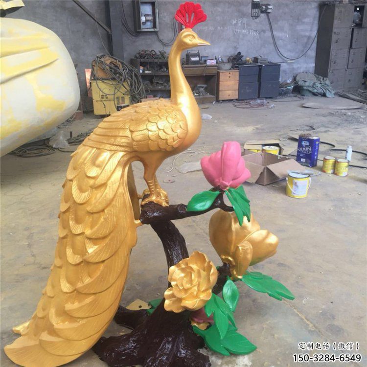 孔雀雕塑厂家，美陈雕塑，制造铜孔雀雕塑公司?