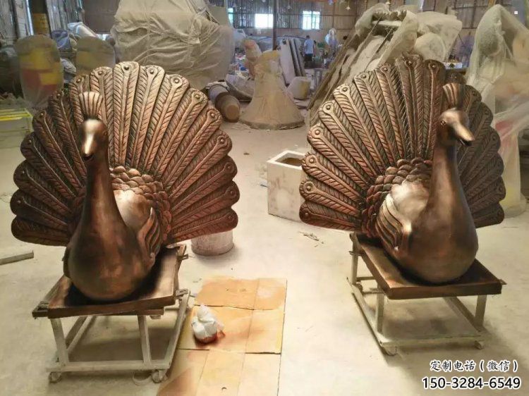 孔雀雕塑制造，广场雕塑，制造铜孔雀雕塑厂家
