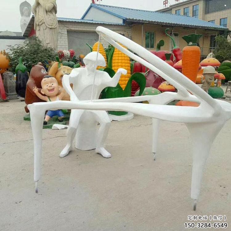 镂空钢琴雕塑