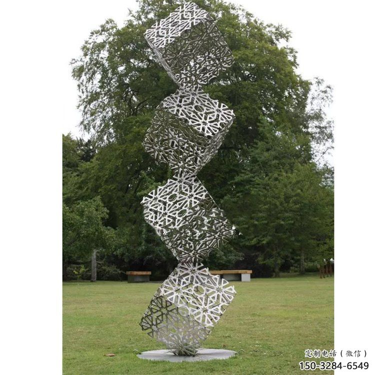 几何体雕塑生产，钢管组合，不锈钢几何体雕塑展品