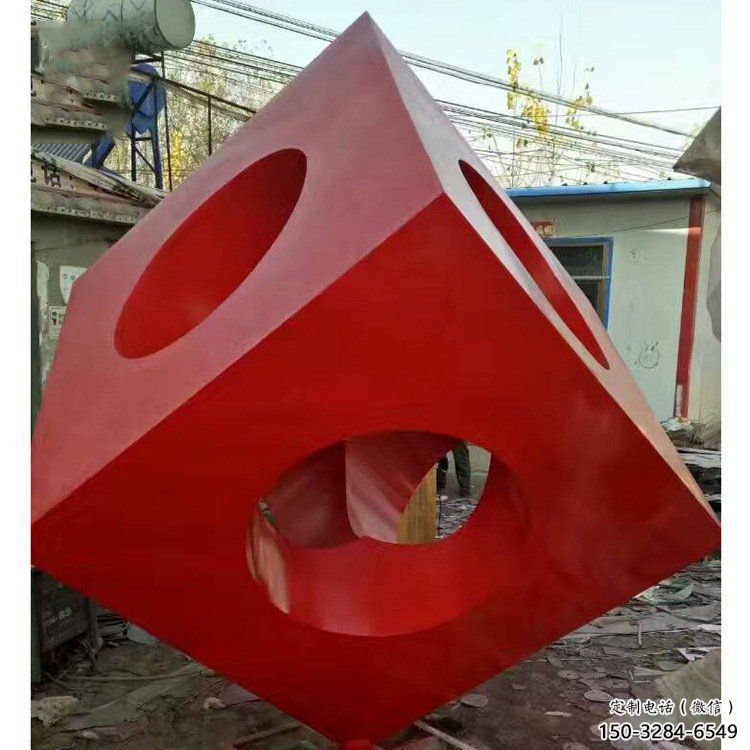彩绘立方体雕塑 彩绘立方体雕塑