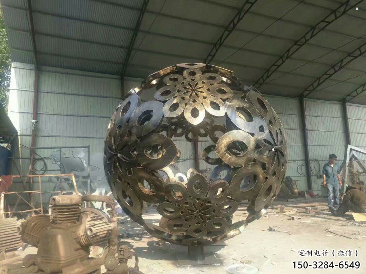 球体雕塑供应，花园小品，不锈钢球体雕塑展品