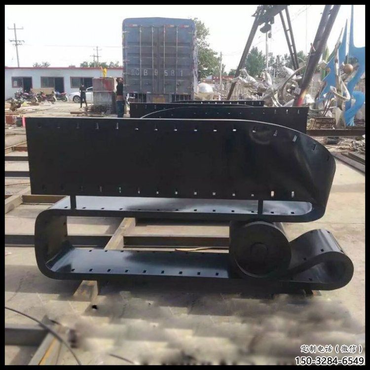 公园胶卷雕塑