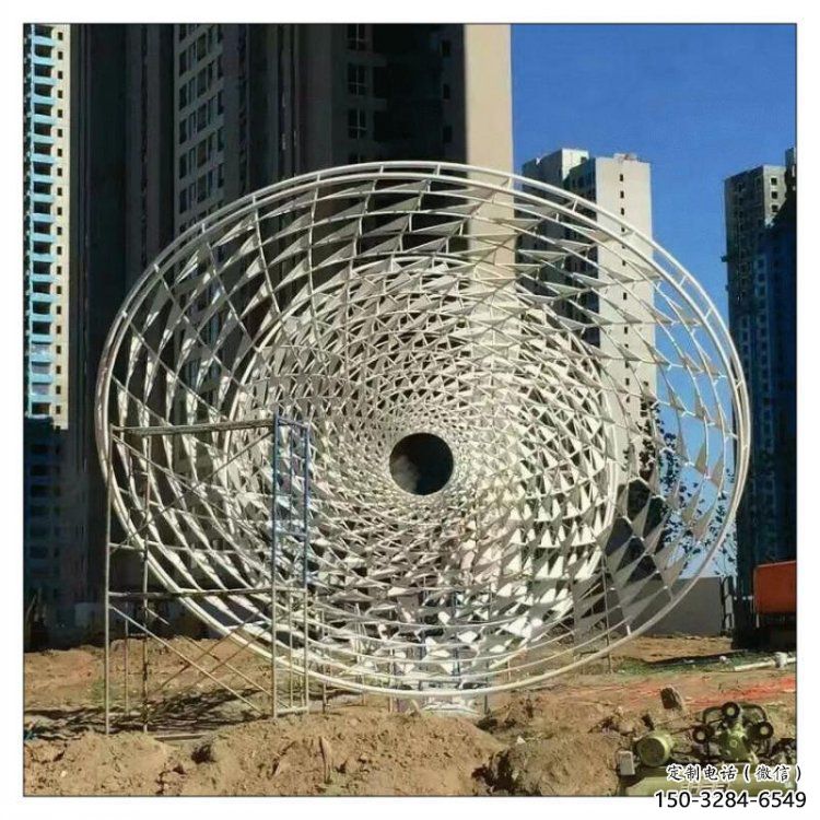 花瓶雕塑常用，钢管组合，景观镂空花瓶雕塑定价