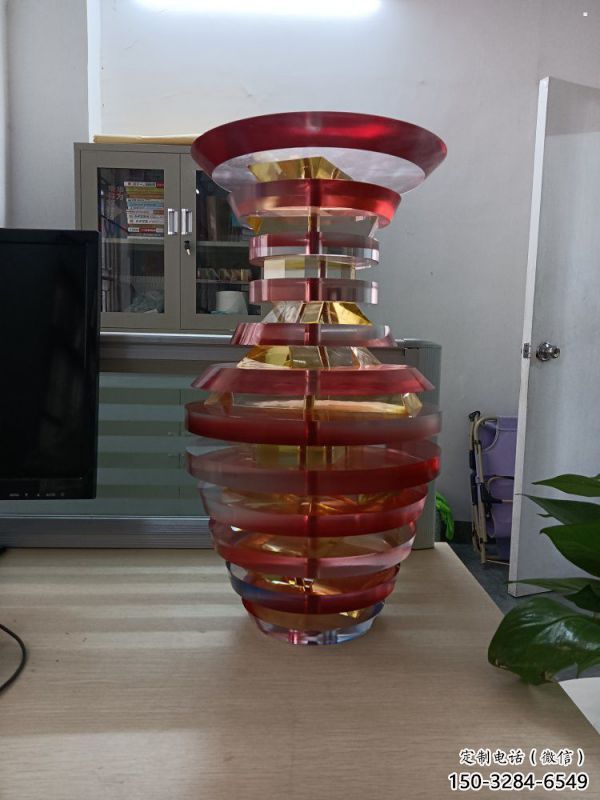 抽象花瓶雕塑制造，景观雕塑，异形花瓶雕塑展品