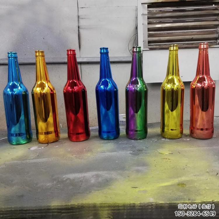 啤酒瓶雕塑供求，村标概念，玻璃钢啤酒瓶雕塑制作承接